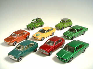 Lot 674 - DINKY TOYS FRANCE (8)
