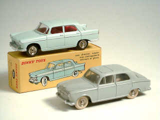 Lot 726 - DINKY TOYS (FRANCE) (2)