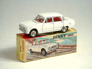Lot 679 - DINKY TOYS FRANCE (1)