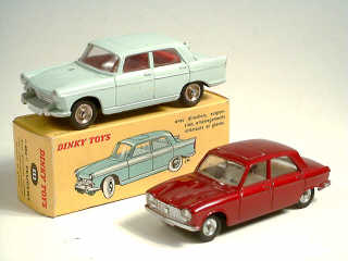 Lot 684 - DINKY TOYS (FRANCE) (2)