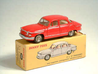Lot 685 - DINKY TOYS FRANCE (1)