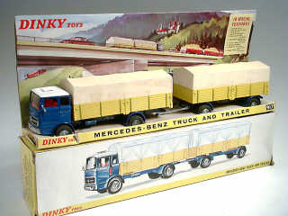 Lot 378 - DINKY TOYS (GB) (1)