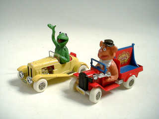 Lot 621 - CORGI TOYS (GB) (2)