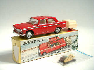 Lot 667 - DINKY TOYS FRANCE (1)