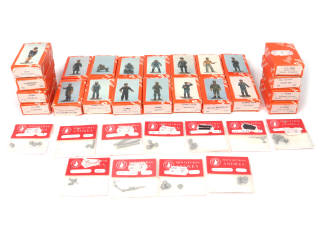 Lot 20 - DIVERS (33)