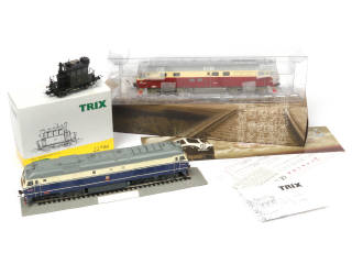 Lot 43 - DIVERS (HO) (3)