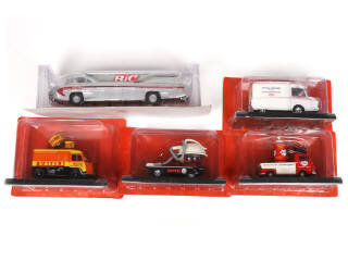 Lot 97 - EDITIONS HACHETTE (FRANCE) (5)