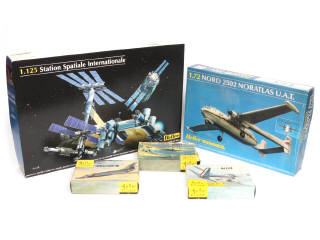 Lot 19 - HELLER (FRANCE) (5)