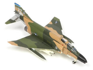 Lot 79 - DIVERS (18)