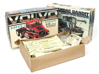 Lot 56 - DIVERS (USA) (2)