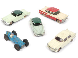 Lot 282 - DINKY TOYS (FRANCE) (5)