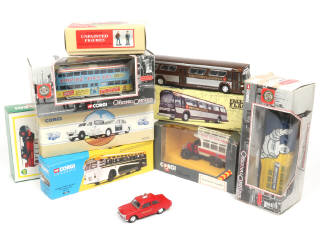 Lot 232 - CORGI TOYS (GB) (8)
