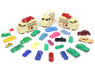 Lot 266 - DIVERS (31)