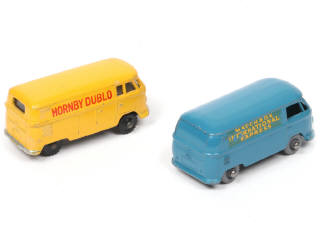 Lot 245 - DIVERS (GB) (2)