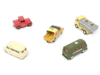 Lot 218 - CORGI TOYS (GB) (5)