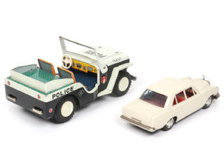 Lot 93 - DIVERS (JAPON) (2)