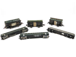 Lot 61 - DIVERS (7)