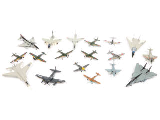 Lot 88 - DIVERS (18)