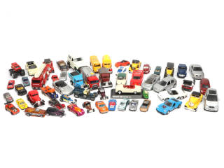 Lot 309 - DIVERS (54)