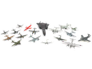 Lot 112 - DIVERS (18)