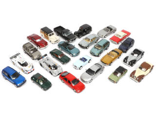 Lot 277 - DIVERS (23)