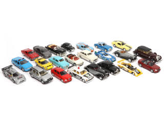 Lot 280 - DIVERS (23)