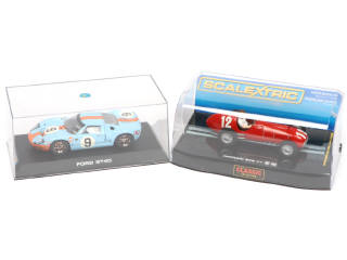 Lot 234 - SCALEXTRIC (FRANCE) (2)