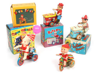 Lot 67 - DIVERS (ASIE) (4)