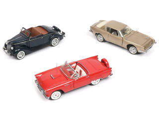 Lot 94 - FRANKLIN MINT (USA) (3)