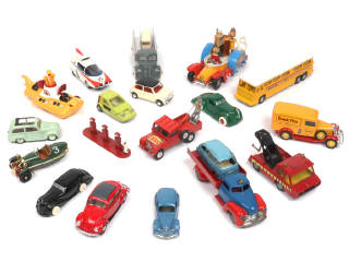 Lot 156 - DIVERS (20)