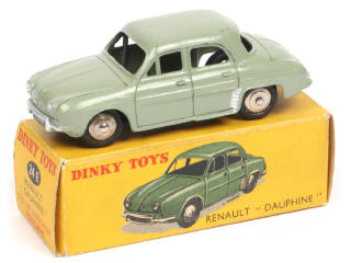 Lot 251 - DINKY TOYS (FRANCE) (1)