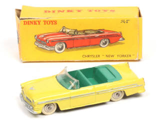 Lot 247 - DINKY TOYS (FRANCE) (1)