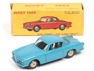Lot 257 - DINKY TOYS (FRANCE) (1)