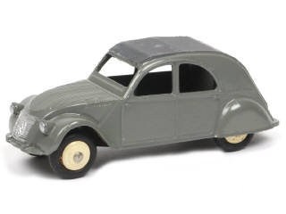 Lot 264 - DINKY TOYS (FRANCE) (1)