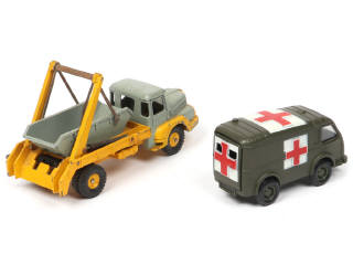 Lot 275 - DINKY TOYS (FRANCE) (2)
