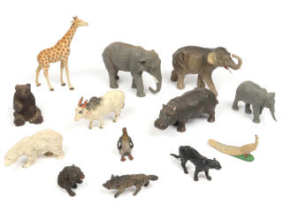 Lot 35 - DIVERS (13)