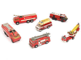 Lot 138 - DIVERS (6)
