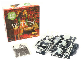 Lot 243 - AURORA PLASTICS (USA) (1)