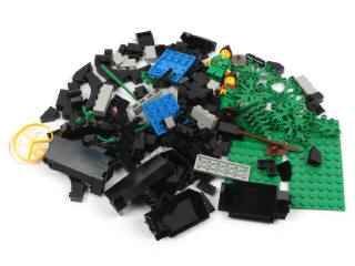 Lot 293 - LEGO (DANEMARK) (1)