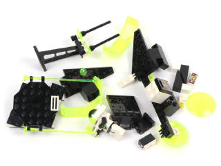 Lot 305 - LEGO (DANEMARK) (4)