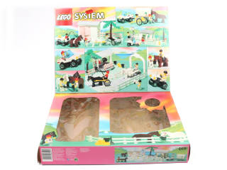 Lot 320 - LEGO (DANEMARK) (3)