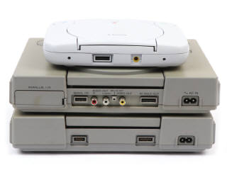 Lot 332 - SONY (JAPON) (8)