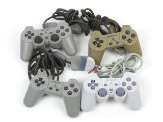 Lot 332 - SONY (JAPON) (8)