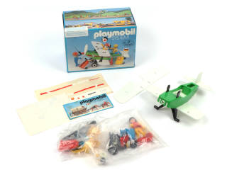 Lot 272 - PLAYMOBIL (ALLEMAGNE) (1)