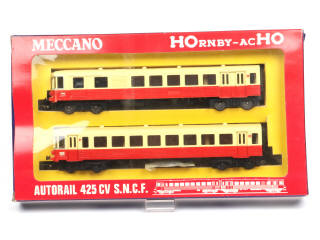 Lot 37 - HORNBY 'HO' (1)