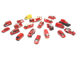 Lot 154 - DIVERS (20)