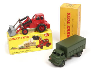 Lot 338 - DINKY TOYS (GB) (2)