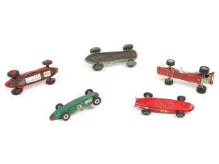 Lot 339 - DINKY TOYS (GB) (5)