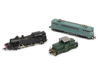 Lot 50 - HORNBY 'HO' (3)