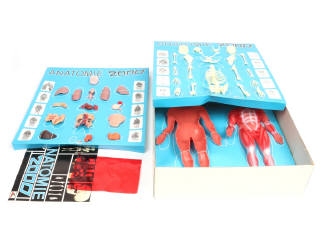 Lot 129 - DIVERS (6)